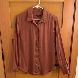 Quince champagne pink washable silk button up - M